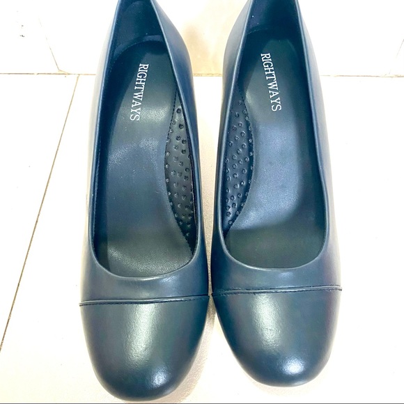 👠 Brand New Women Black Solid Cabin Crew Pumps/Block heels! Size: 38 - Picture 6 of 9